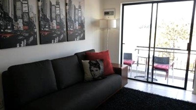 To Let 1 Bedroom Property for Rent in Somerset West Western Cape